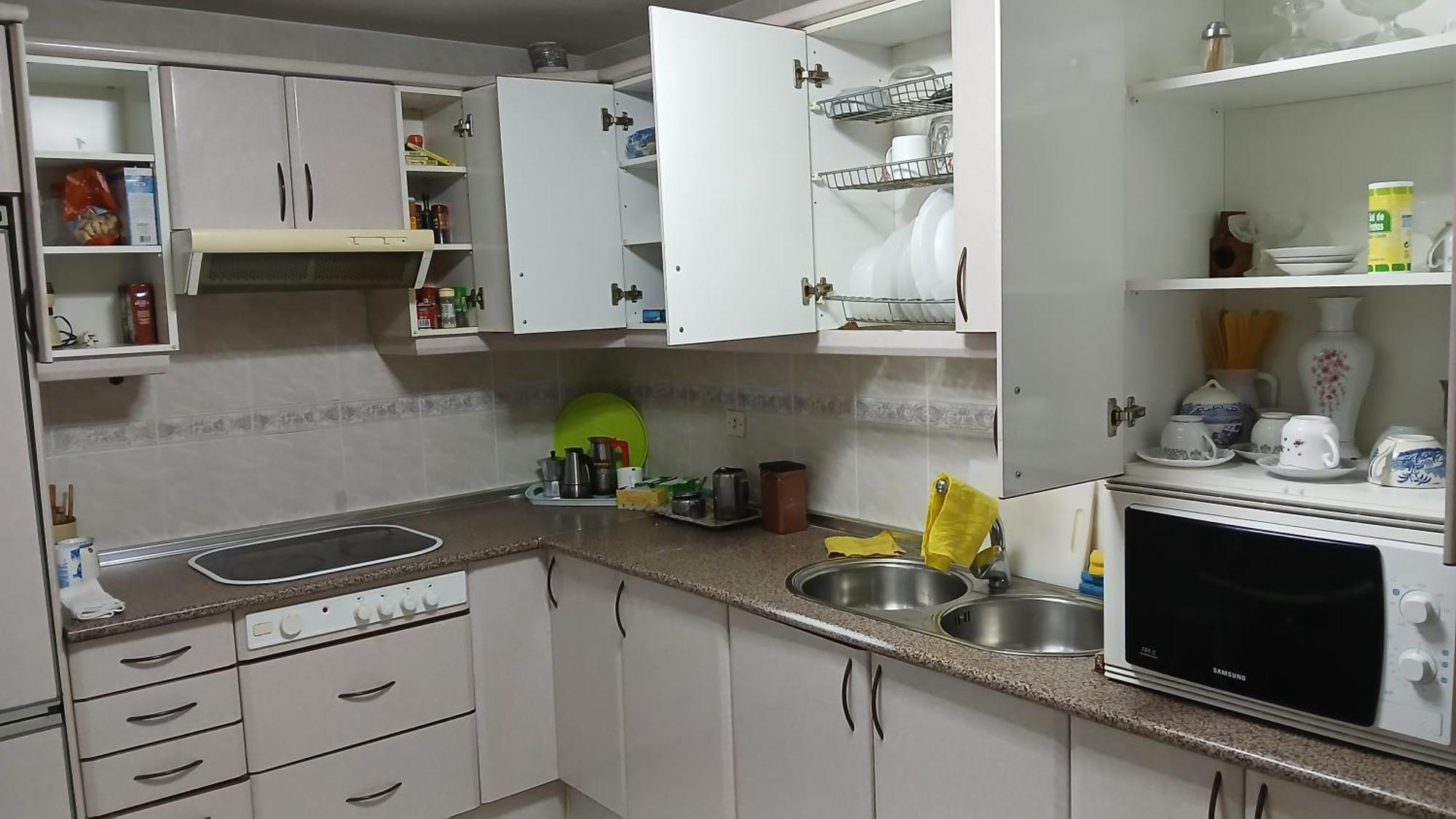Habitacion Privada Triple Toledo Exterior foto